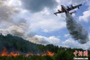 三口齐进中国大型水陆两栖飞机AG600“鲲龙”获颁生产许可证